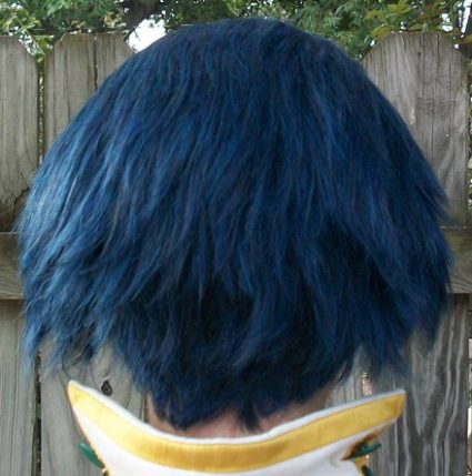 Simon wig back view