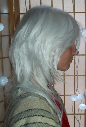 Bakura cosplay wig side view