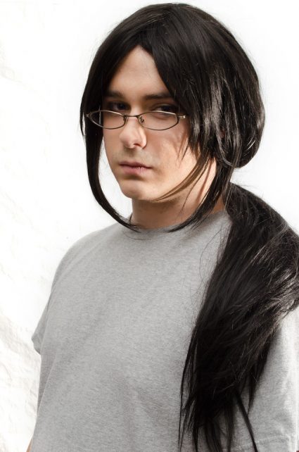 Itachi cosplay wig pulled back