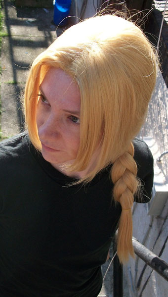 Edward Elric cosplay wig - side