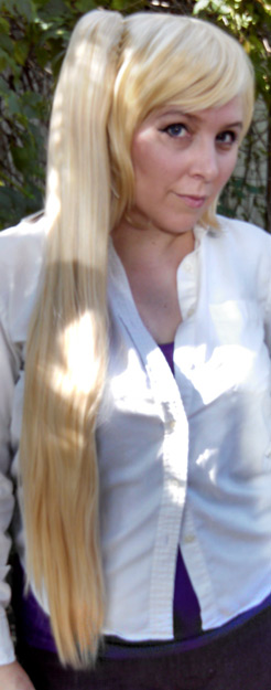 Neru cosplay wig (worn with one ponytail)