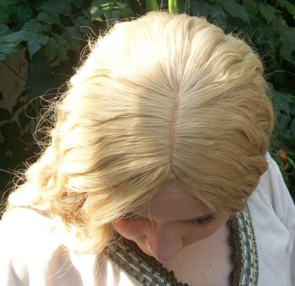 Galadriel cosplay wig top view