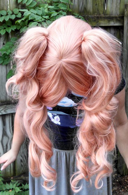 Junko Enoshima cosplay wig top view