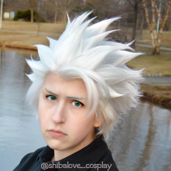 White shop spiky wig