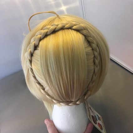 Saber wig back