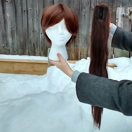 UWU Big cosplay wig clip view