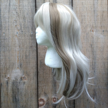 Arven cosplay wig left side view